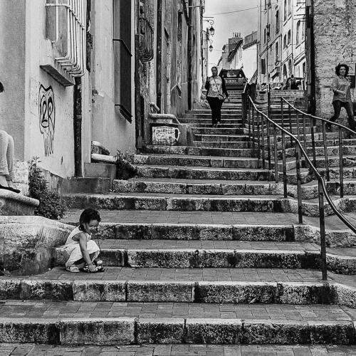 Dominique Potevin : Jeu de rue - Quartier du Panier (Marseille)