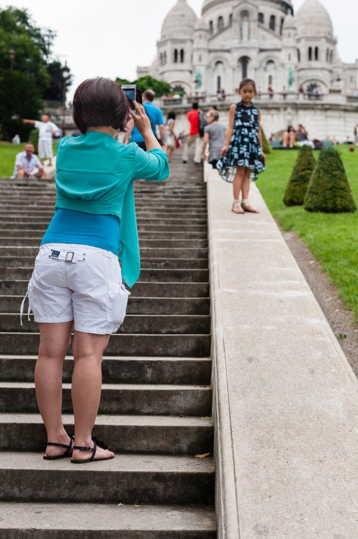 Dominique Potevin : La pose 2 (Montmartre)