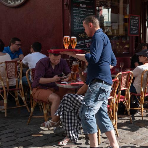 Jean-Pierre EVEN : Les deux mousses (Montmartre)