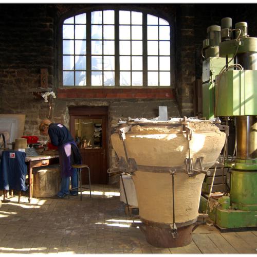 Jean-Marie PERDRIAL : Les cloches de Notre-Dame (Villedieu-les-Poêles)